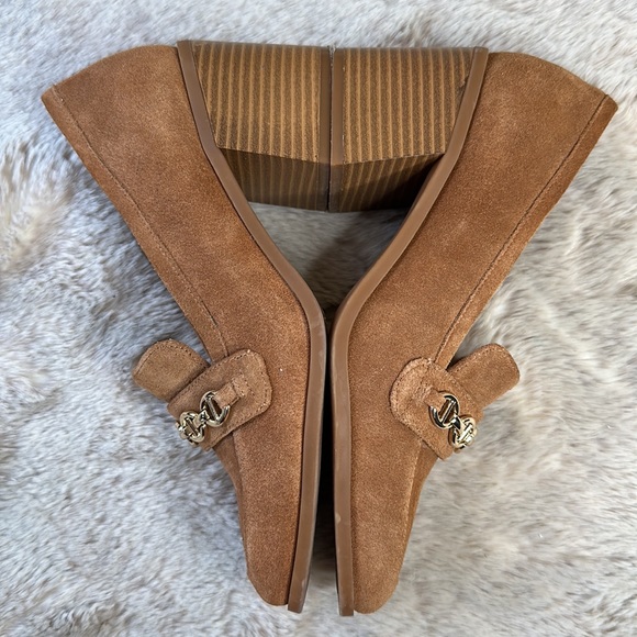 Alex Marie | Farin Suede Chain Hardware Loafer Pumps, in Camel - Picture 6 of 15